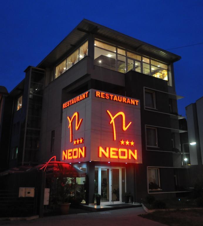 Hotel Neon ทิมิชัวรา ภายนอก รูปภาพ