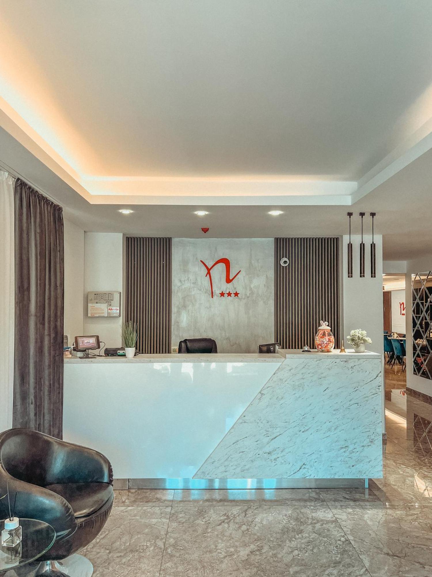 Hotel Neon ทิมิชัวรา ภายนอก รูปภาพ
